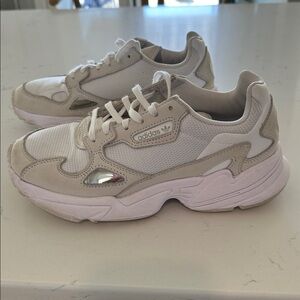 Falcon Adidas Sneakers